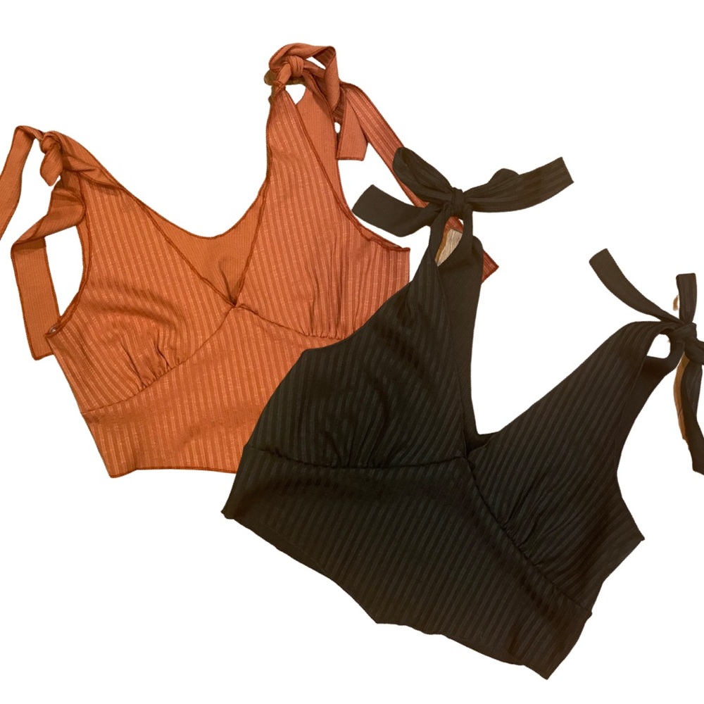 Bundle Of 2 - NWOT Crop Tops